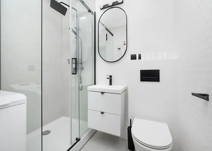 Azure Teatralna With Air Conditioning In By Renters Apartman Wrocław