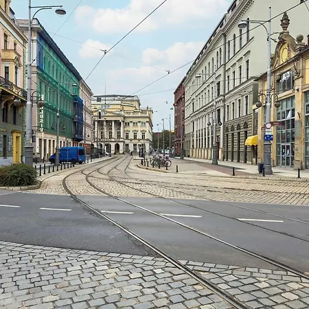 アパート Azure Teatralna With Air Conditioning In By Renters